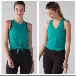 Lululemon Turn About Tank (Two Ways to Wear) in Viridian Green size M/L